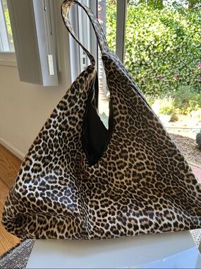 AKIRA Leopard-Print Hobo Bag - Brown, Black & Cream